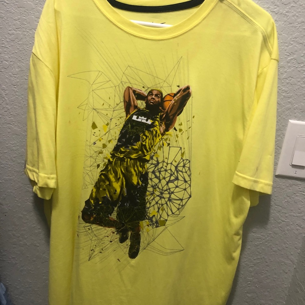 Nike lebron tshirt